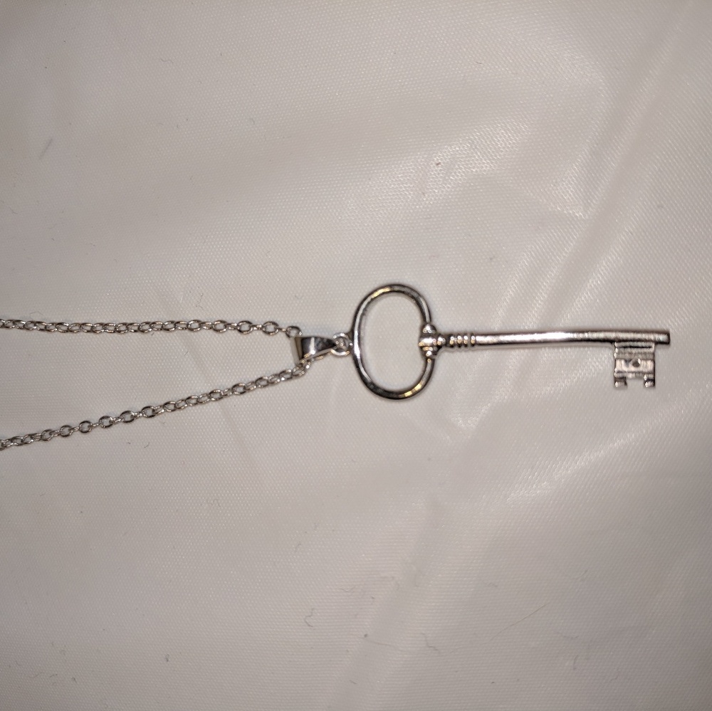 Key necklace